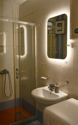 Bathroom 3, Perfect Location close to Jaz beach - Apartments Rora Knezevic