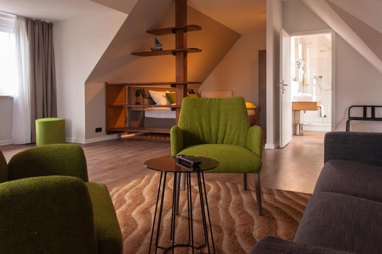 Others 5, LINDENHOF Hotel Garni, Ostholstein