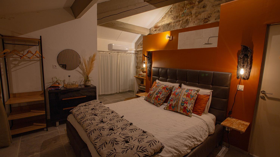 Bedroom 4, Moulin Lombard B&B, Var