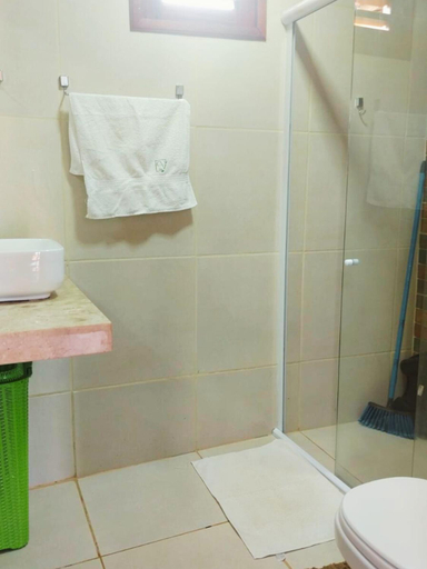 Bathroom 3, Espaco conforto e tranquilidade CASAVEG, Aracati