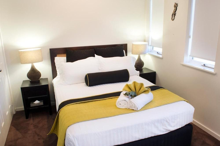 Bedroom 3, Gecko Lodge Kalbarri, Northampton