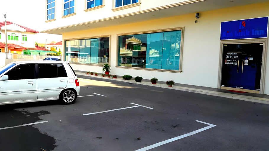 Others 5, Kin Link Inn, Miri