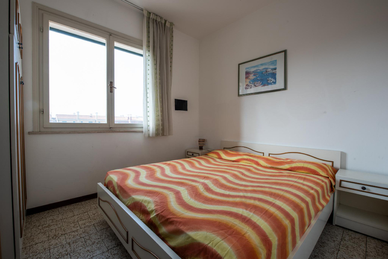 Bedroom 4, Two-story house near the beach in Bibione, Venezia