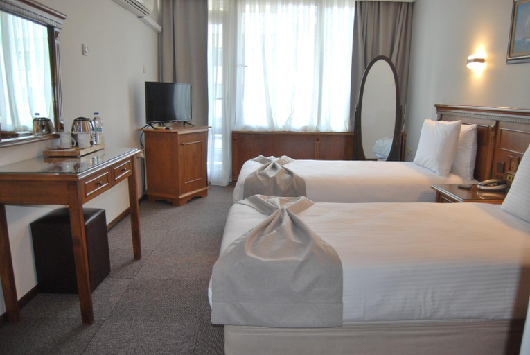 Bedroom 5, Otel Kaya, Konak