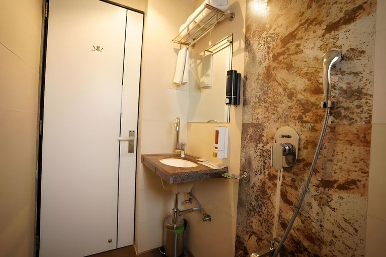 Bathroom 3, CIESTA TREEO, Pune