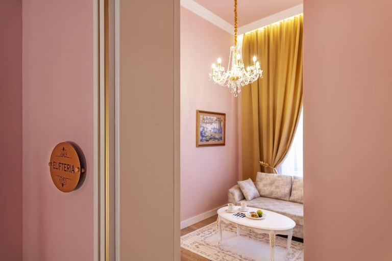 Bathroom 5, Via Villa Iliotti, South Aegean