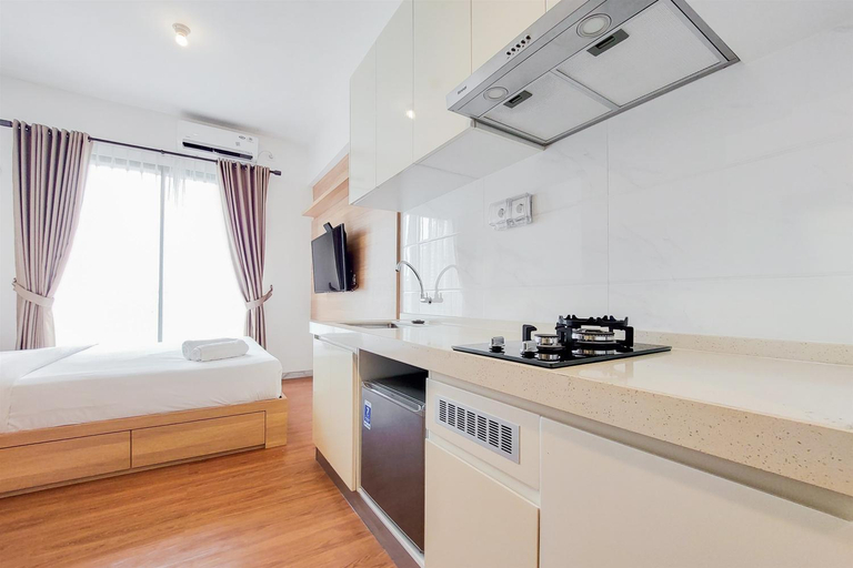 Others 5, Nice Comfortable Studio Sky House BSD By Travelio, South Tangerang