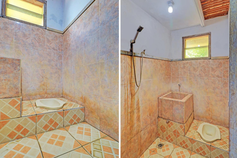 Bathroom 3, OYO 92401 Hotel Mustika, Jembrana