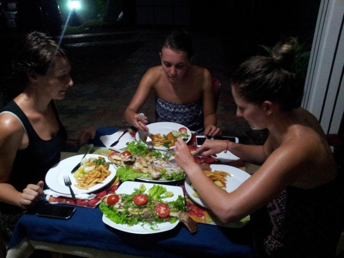 Food & Drinks 5, Patrick Holiday Resort, Negombo