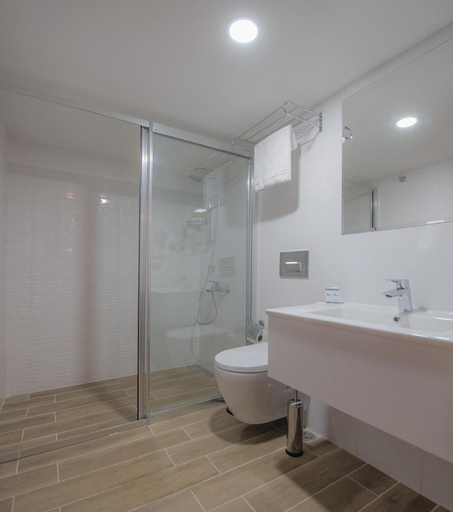 Bathroom, Otel Vona, Merkez