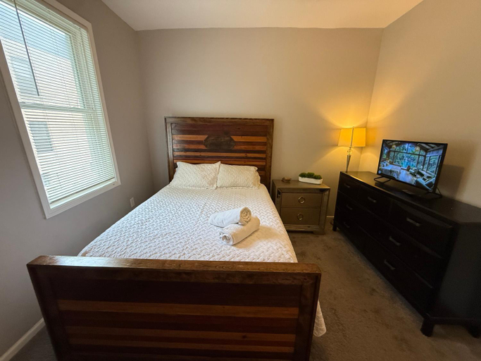 Others 2, Wonderful Home Close to Downtown Chicago - Free Parking, Cook
