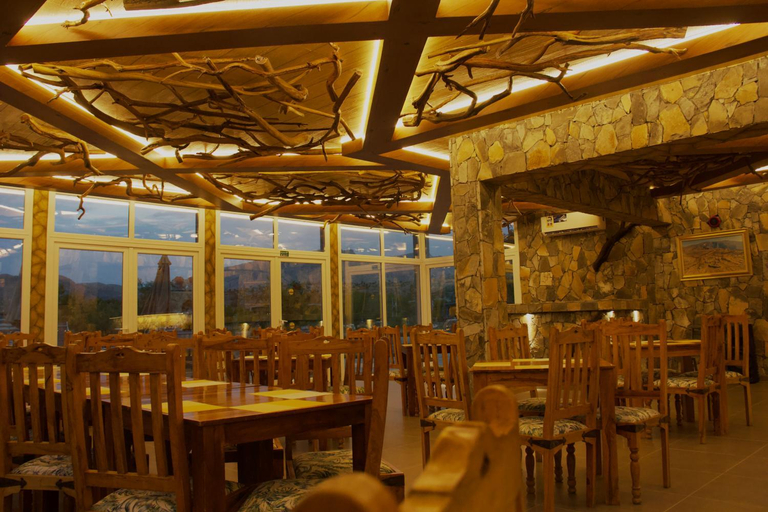 Food & Drinks 4, Jebel Shams Resort, Al Hamra