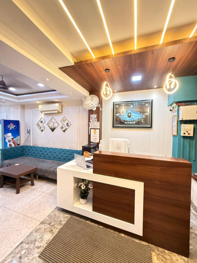 Public Area, Hotel Raghuveera Palace, Ujjain