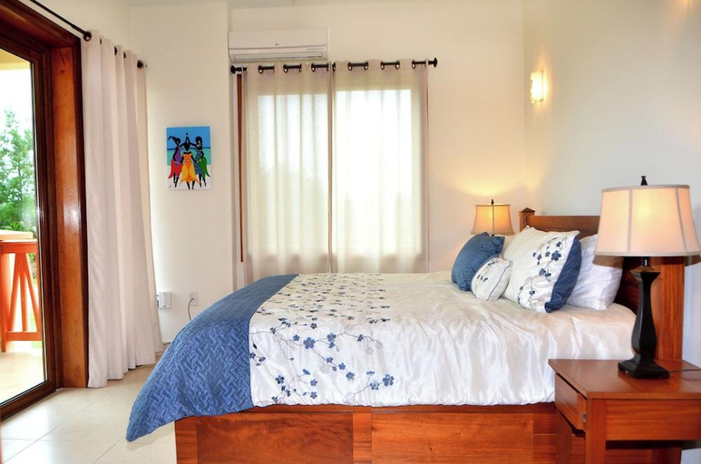 Bedroom 2, The Villas at Cocoplum