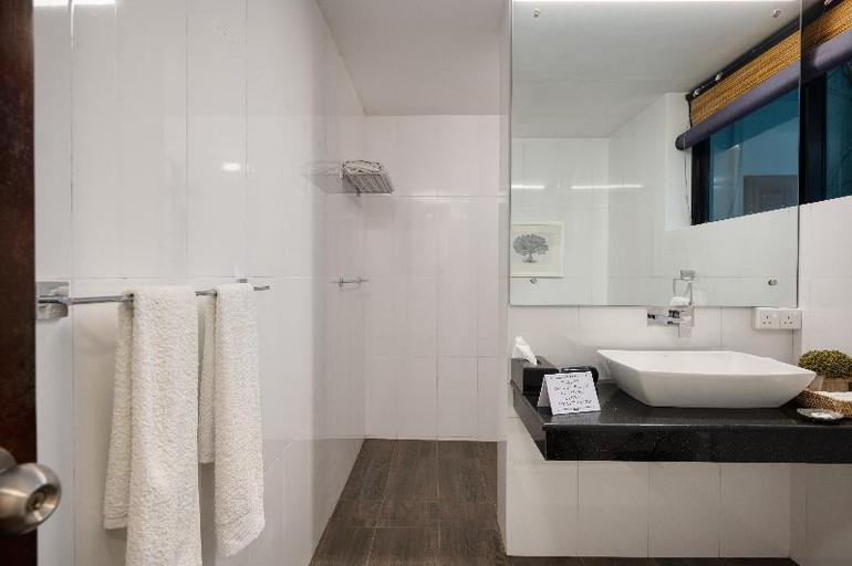 Bathroom 3, Mirissa Beach Villa, Weligama