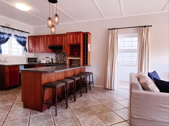 Others 5, Wildecrest & Ripplemead, Amblewood Guesthouse, Cacadu