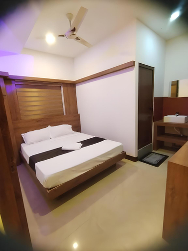 Others 4, Comfort INN, Kannur