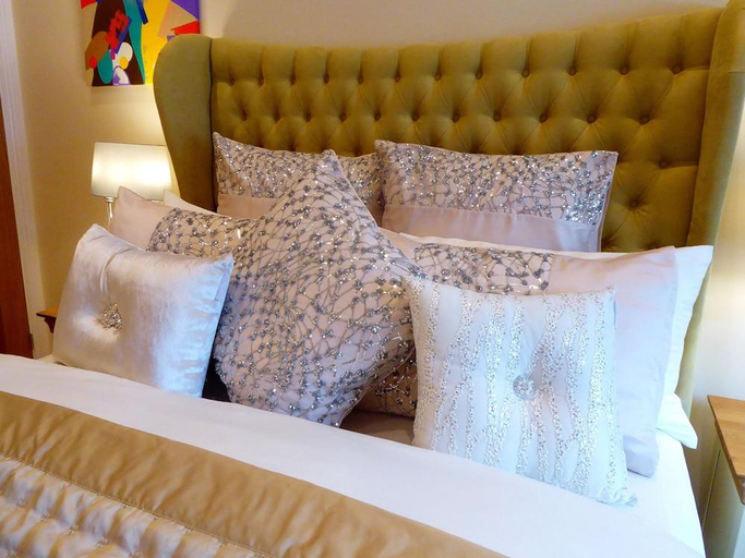 Bedroom 2, Handywater Luxury B&B, Oxfordshire