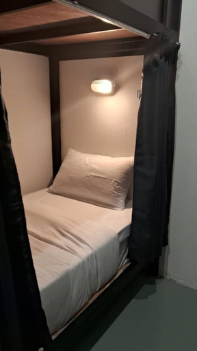Bedroom, 39 Love Lane - Smart Intelligent Inn, Penang Island