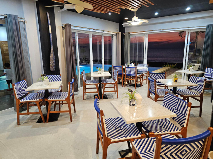 Food & Drinks 4, Blue Coast Beach Hotel, Santa Ana