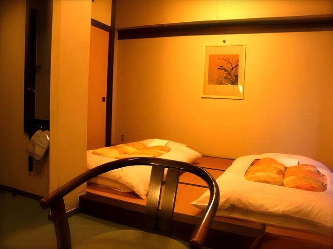 5, Hotel Kanze, Fukuroi