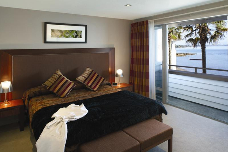 Bedroom 2, The Waterfront Suites - Heritage Collection, Far North