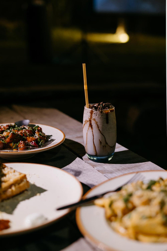 Food & Drinks 4, The Hood, Mandi
