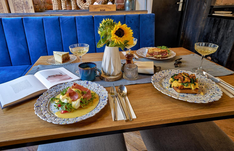 Food & Drinks 5, Hotel Sobieskiego 9, Rybnik City