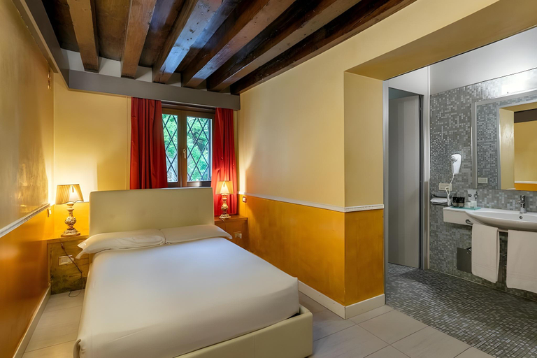 Bedroom 3, Il Sogno di Giulietta e Romeo, Venezia