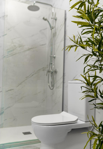 Bathroom 4, Espinel Apartments, Málaga