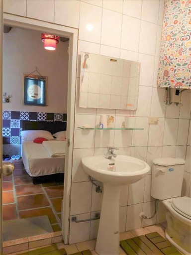 Bathroom, O Share Sweet 1, Kinmen