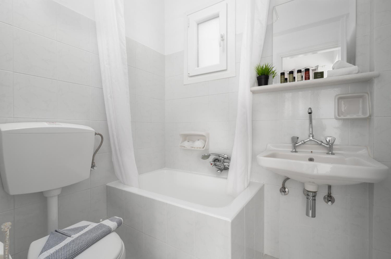 Bathroom 3, Eleni Rooms, South Aegean