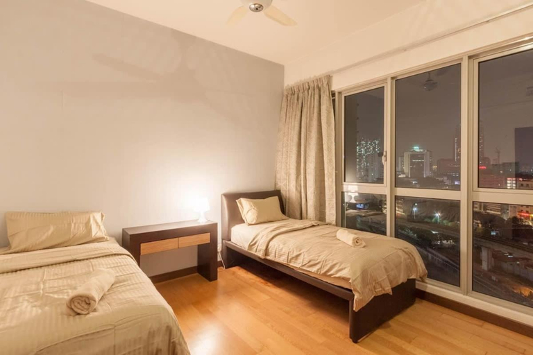 Bedroom 2, NaiBnB in Regalia Residence, Kuala Lumpur