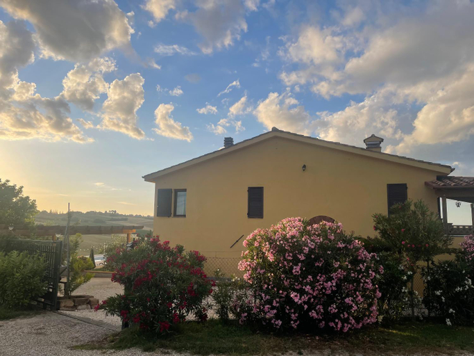 Others 3, AGRITURISMO LA MOROLLA, Perugia