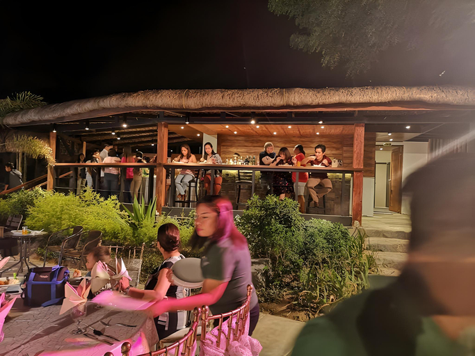 Food & Drinks 5, Bellagio Hills Hotel and Restaurant, Paoay Lake