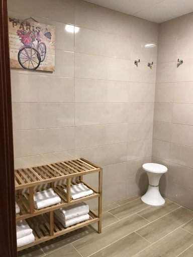 Bathroom 4, La Trucha Hotel, Teruel