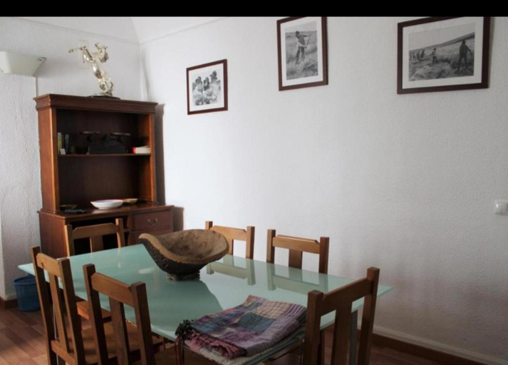 Others 4, Mont' Sobro Hostel, Évora
