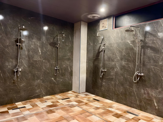 Bathroom, ATTIC HOTEL, Lapu-Lapu City