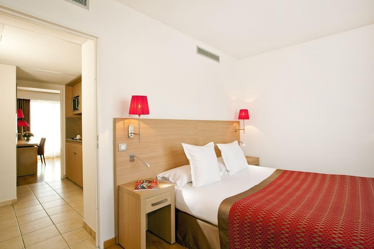 Bedroom 2, Residhome Paris-Evry, Essonne