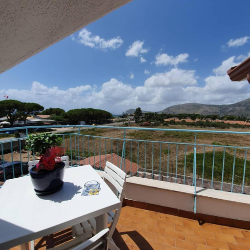Others 3, Ohana B&B, Latina