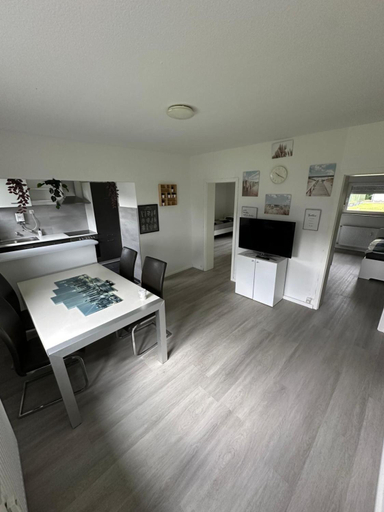 Others 2, Schone Apartments am Rot-Weiss Essen Stadion E01 bis E04, Essen