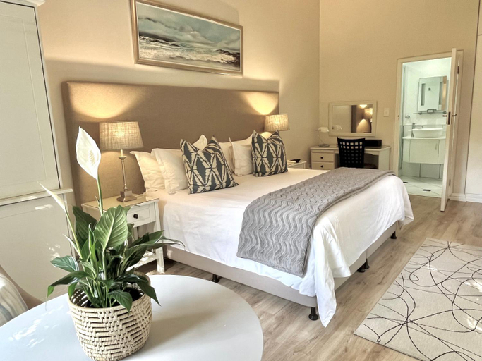 Others 2, Oakvale Lodge, City of Cape Town