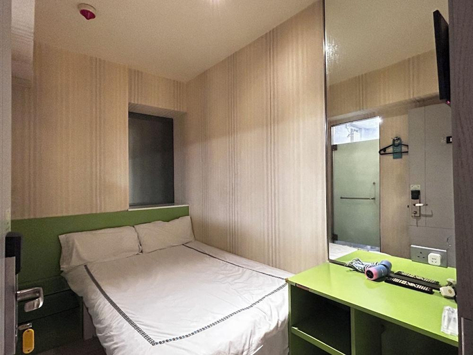 Bedroom 2, POP E INN , Kowloon