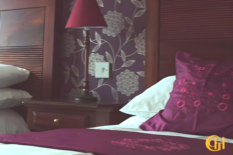 Bedroom 3, Grand Central Hotel