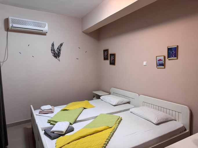 Bedroom 2, Mina Apartments, Attica