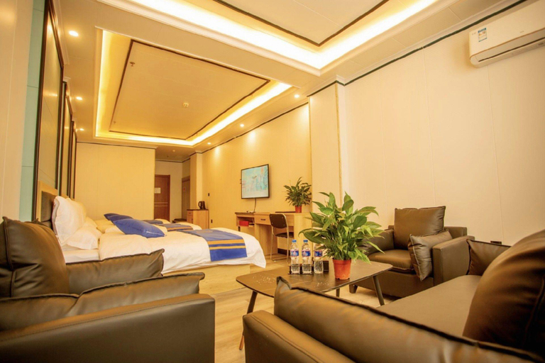 Bedroom 2, Super 8 Hotel Pishan County Guma Road, Khotan