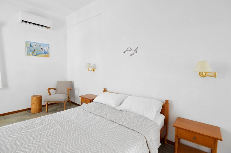 Bedroom 3, Nostos Studios, South Aegean