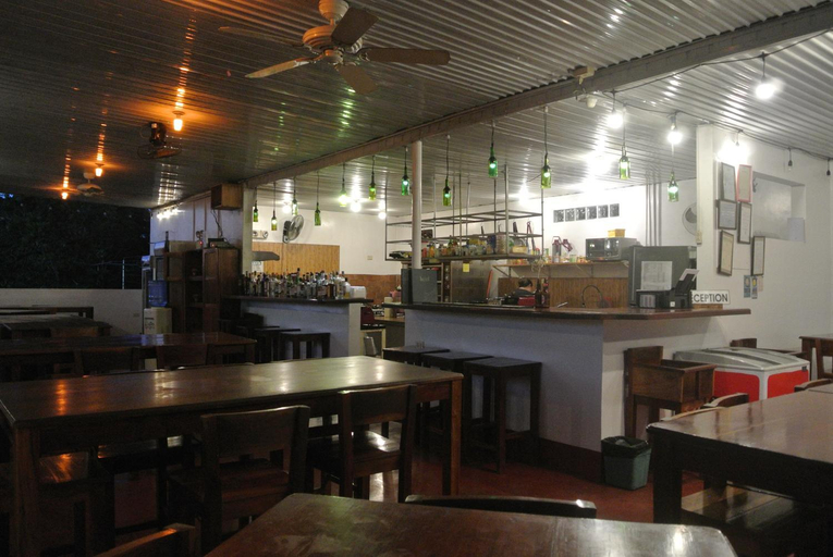 Food & Drinks 5, Tongatok Cliff Resort, Mambajao