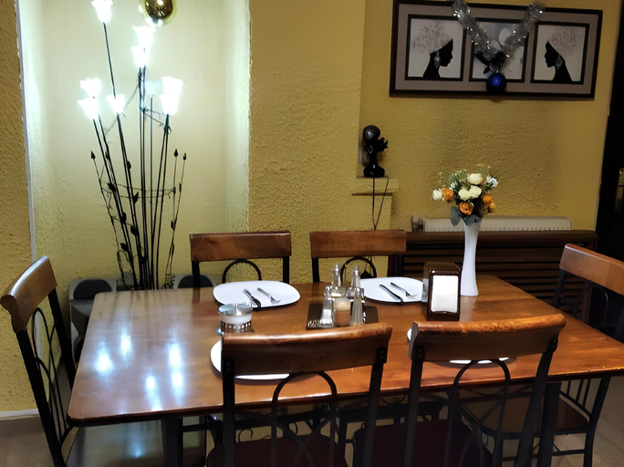 Food & Drinks 4, Hotel Diplomat Tbilisi, Tbilisi