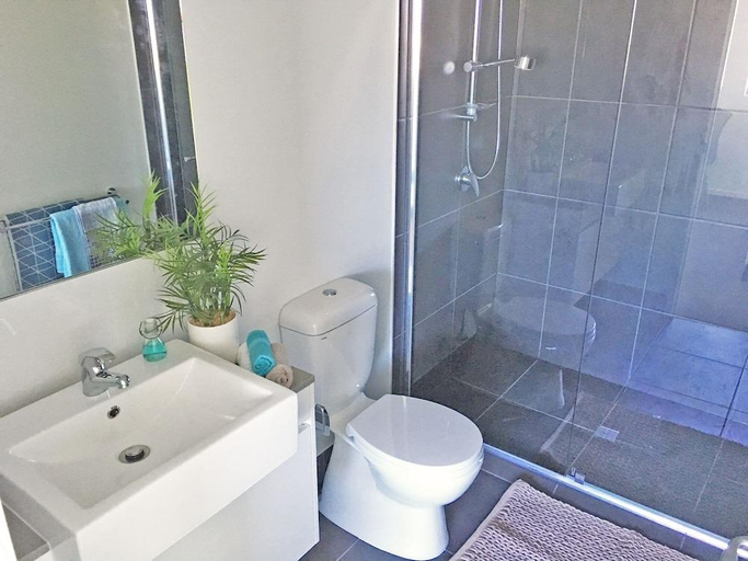 Bathroom 2, Salt at Oceanside, Caloundra - Kawana